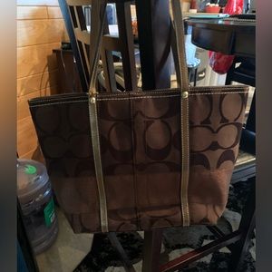 Coach purse- new condition